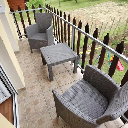 Beni Haus Apartment Balatongyorok