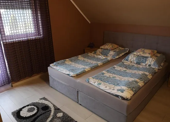 Beni Haus Apartment *
