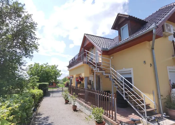 Beni Haus Apartment Balatongyörök